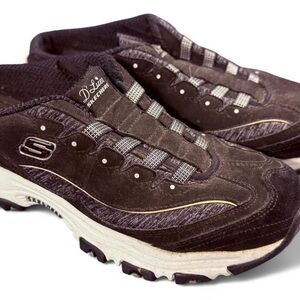 Sketchers Women’s D’Lite Resilient Mule Sneaker